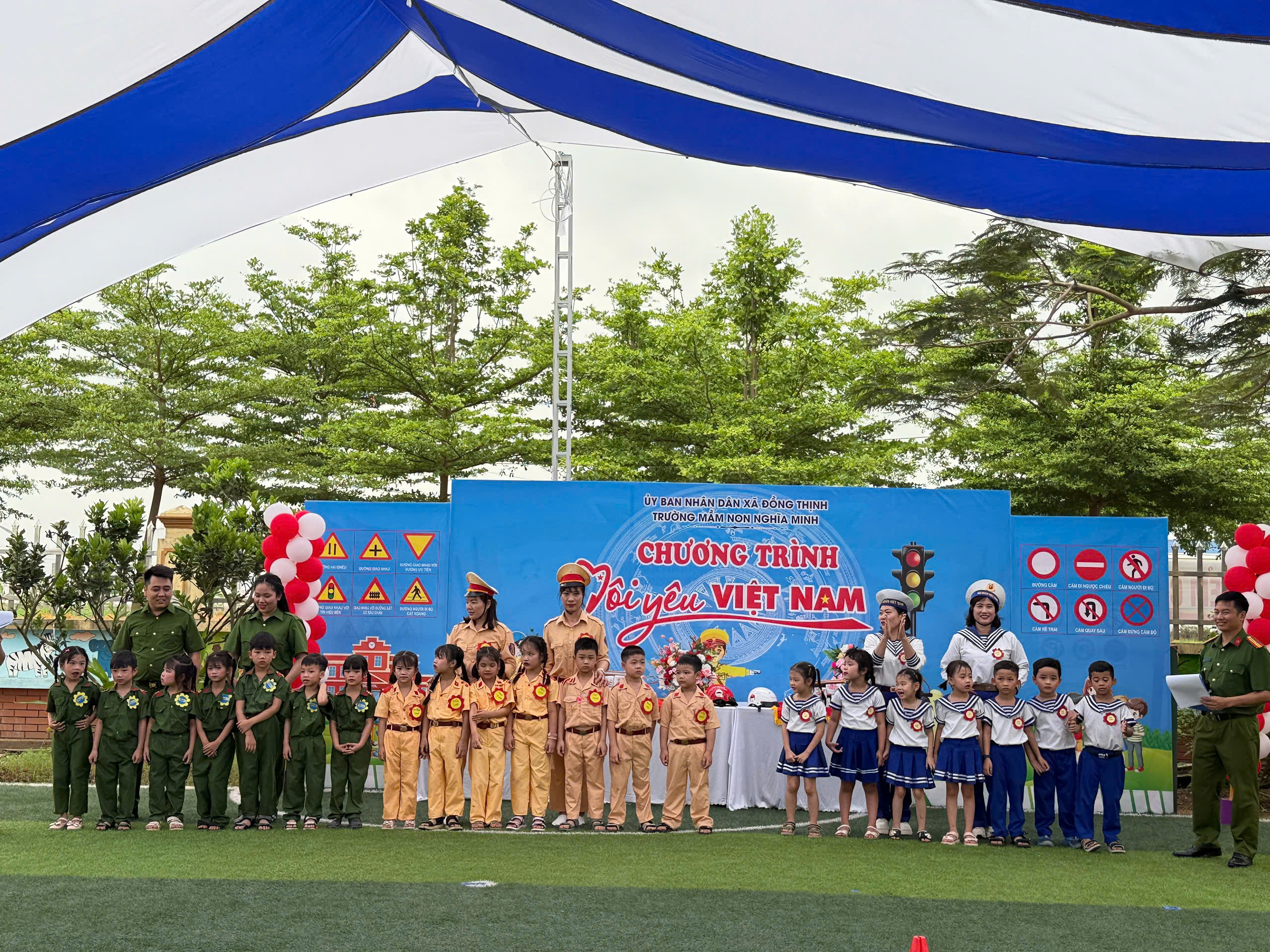 Chương trình trải nghiệm “Bé với an toàn giao thông”