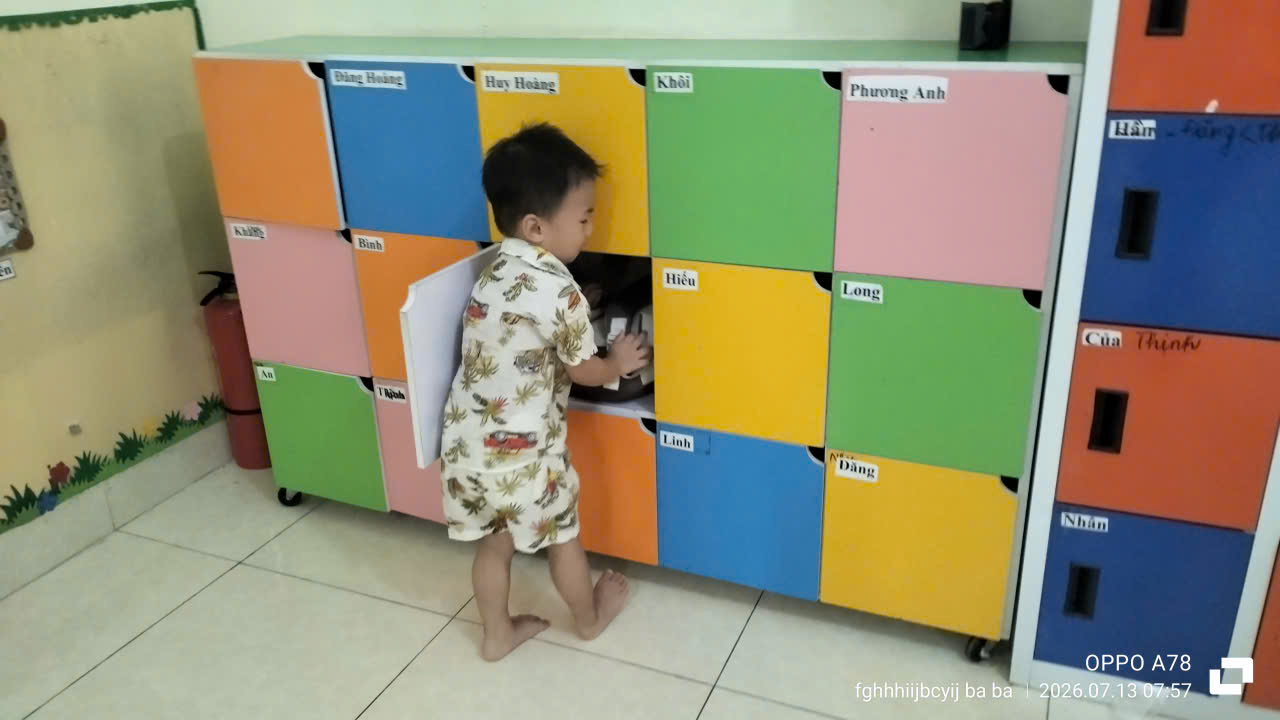 Trường mầm non Nghĩa Minh – Đồng hành cùng bé 18 – 24 tháng tuổi rèn luyện các kỹ năng ban đầu.
