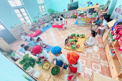 Lớp 5TA7 – Trường Mầm non Đồng Thịnh B  Hoạt động góc – Bé học mà choi, chơi mà học