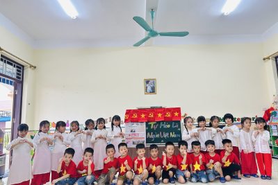 Lớp 5 tuổi A3 – Rực rỡ sắc cờ, tự hào là người Việt Nam