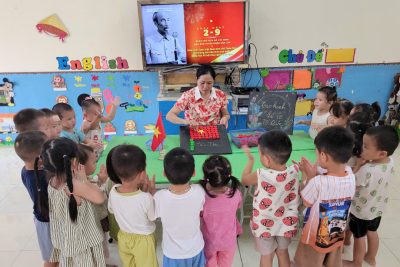 Trường Mầm non Đồng Thịnh B – Các bé 3 tuổi: Sẵn sàng năm học mới, rộn ràng đón Tết Độc lập