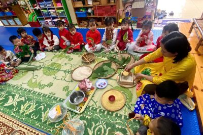 Tết Nguyên Đán gắn kết gia đình – nhà trường – giáo dục trẻ mầm non