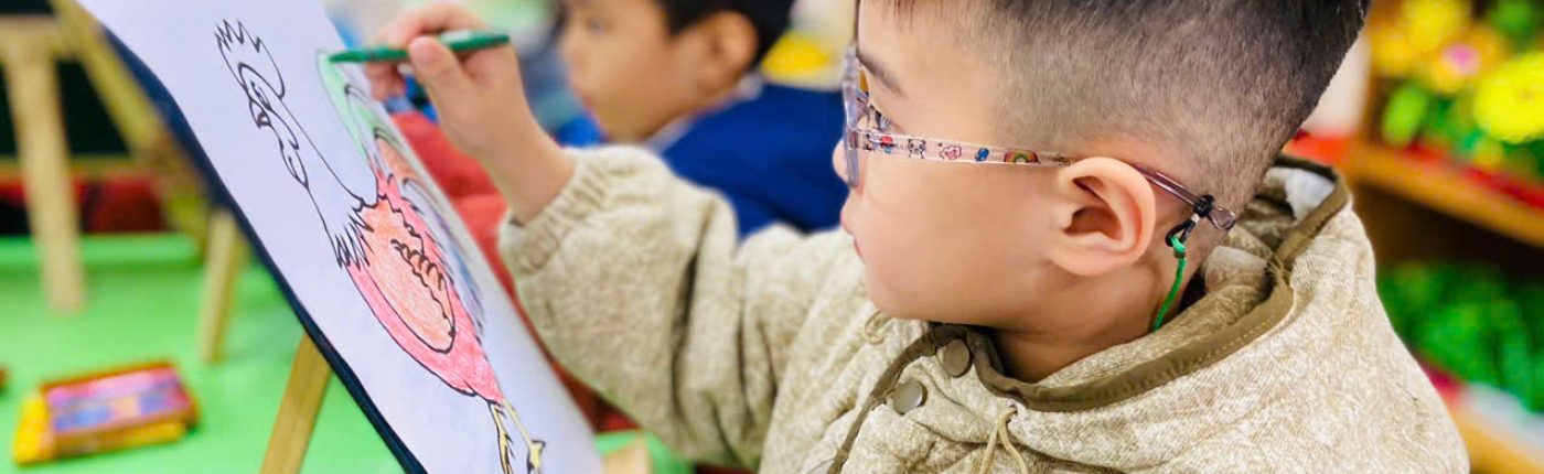 Ảnh hoạt động học lớp 4 tuổi A