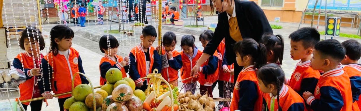 Ảnh hoạt động lớp 4 tuổi A