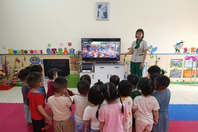 lớp nhà trẻ A3 tìm hiểu về ngày giỗ tổ hùng vương
